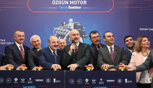 Türkiye’nin İlk Yerli Tasarım Lokomotif Motoru ‘Özgün’ Tanıtıldı