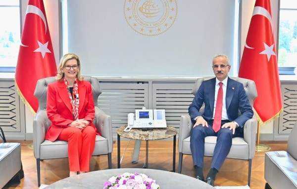 Uluslararası Telekomünikasyon Birliği (ITU) Genel Sekreteri Doreen Bogdan-Martin, Ulaştırma ve Altyapı Bakanlığı’nı Ziyaret Etti